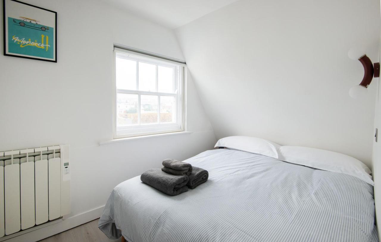 Central One-Bedroom, 99 Steps To The Sea Hove Buitenkant foto